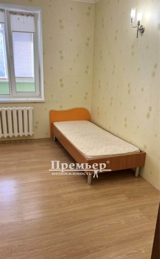 Продаж 3-кімнатної квартири 76 м², Академіка Заболотного вул.