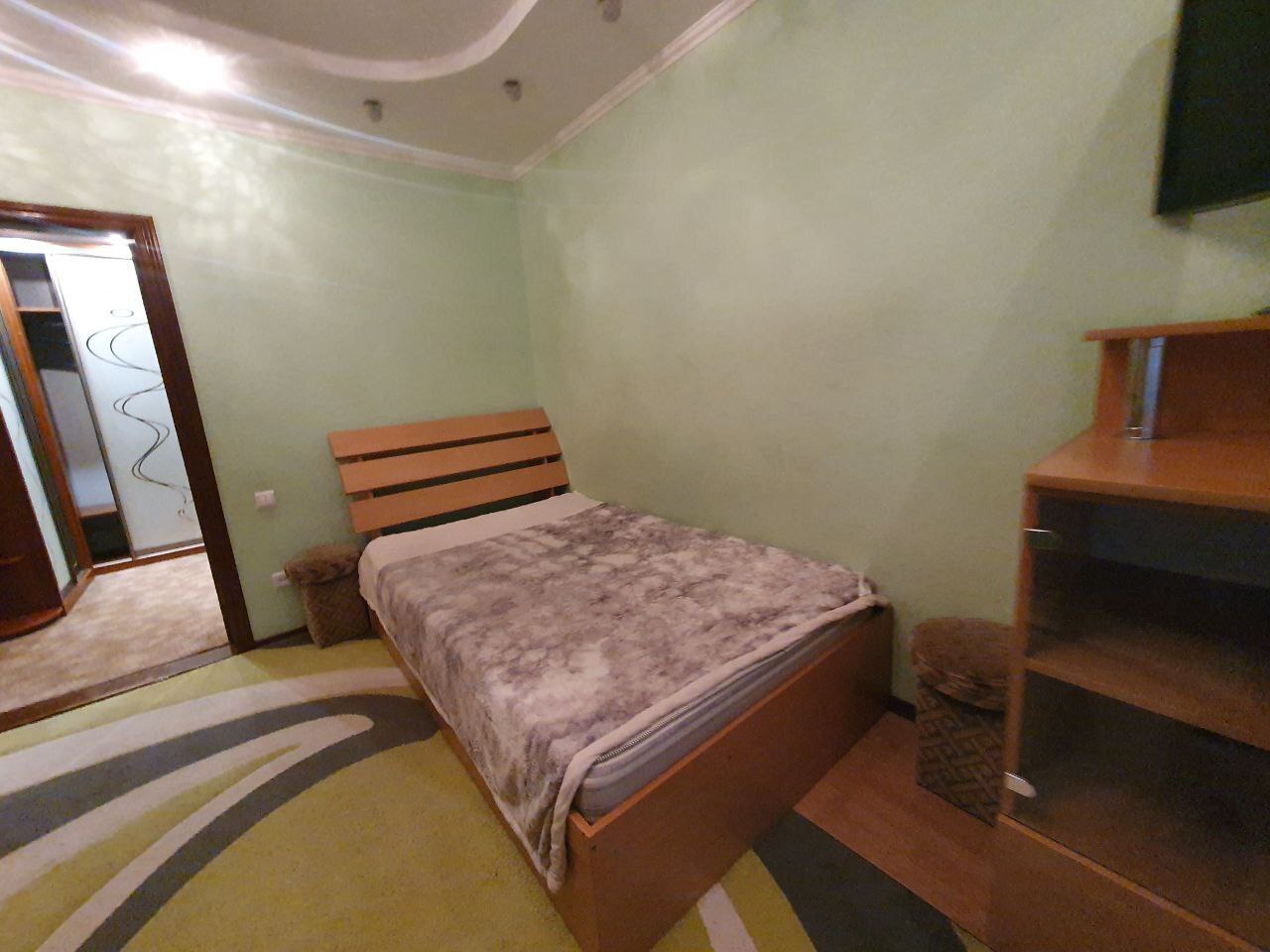 Аренда 3-комнатной квартиры 65 м², Максима Зализняка ул.
