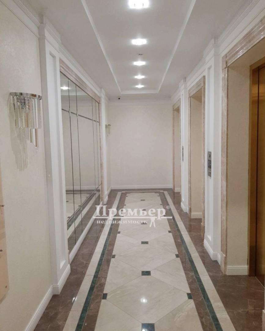 Продаж 1-кімнатної квартири 40 м², Академіка Сахарова вул.