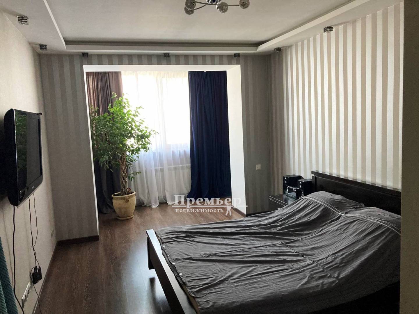 Продаж 2-кімнатної квартири 88 м², Палубная вул.