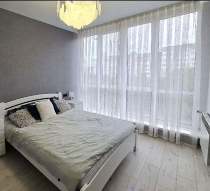 Продаж 2-кімнатної квартири 61 м², Панаса Мирного вул., 16/1