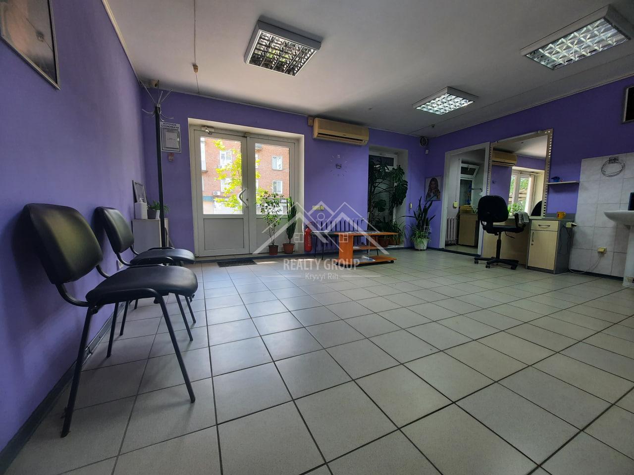 Продаж салону краси 42 м², Галенко вул., 4