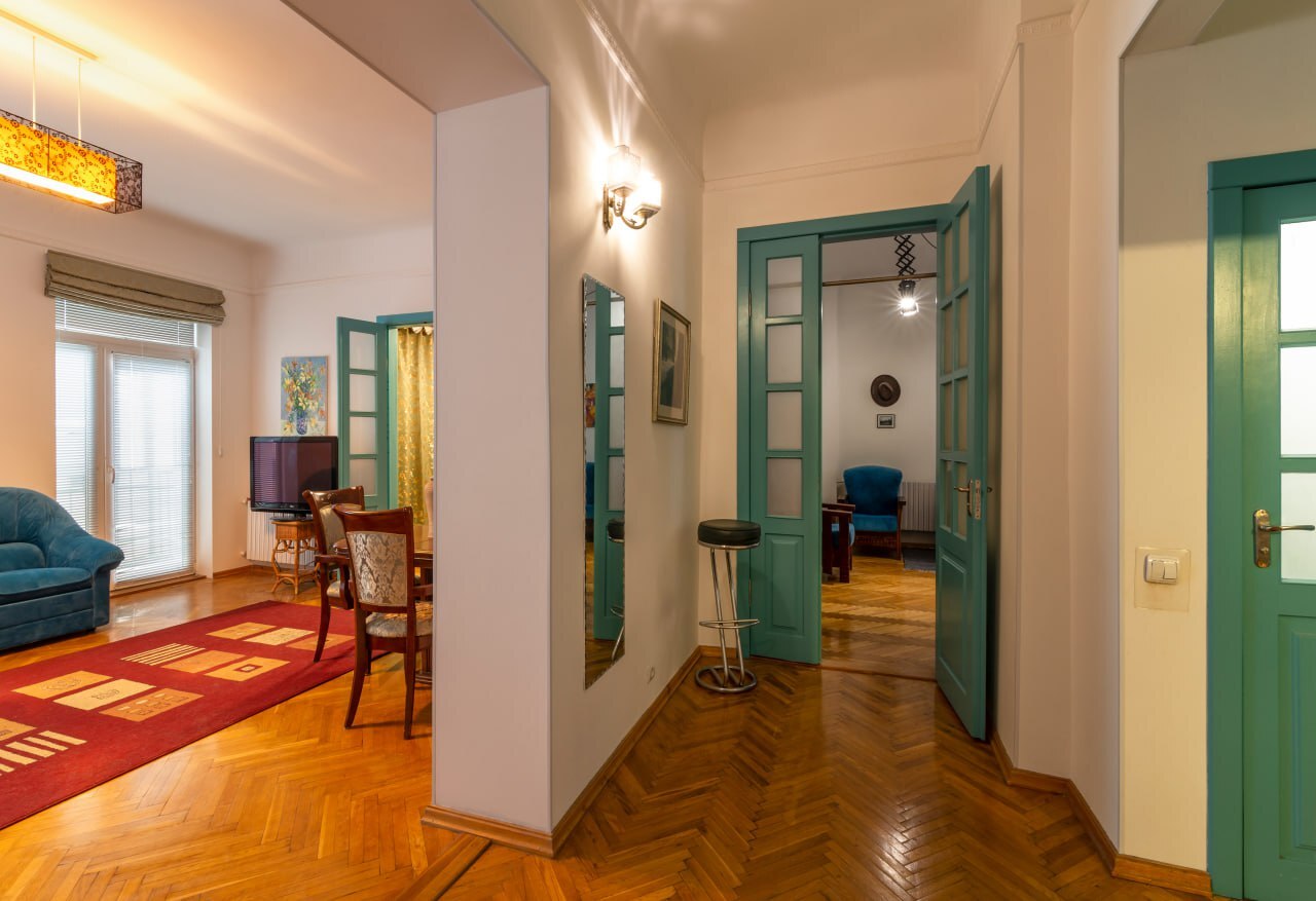 Продажа 3-комнатной квартиры 93 м², Дмитрия Яворницкого просп.