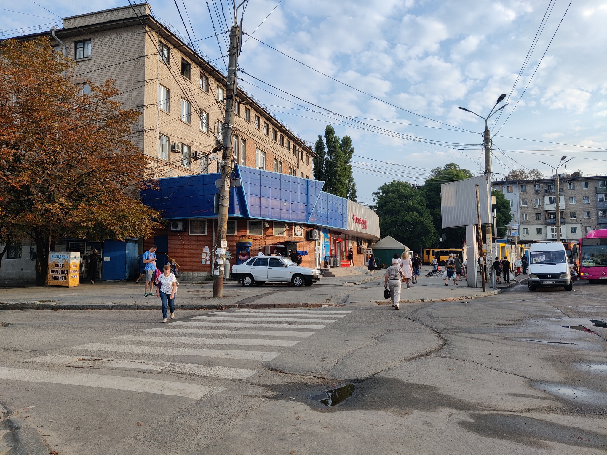 Продажа торгового помещения 216 м², Старомостовая пл.