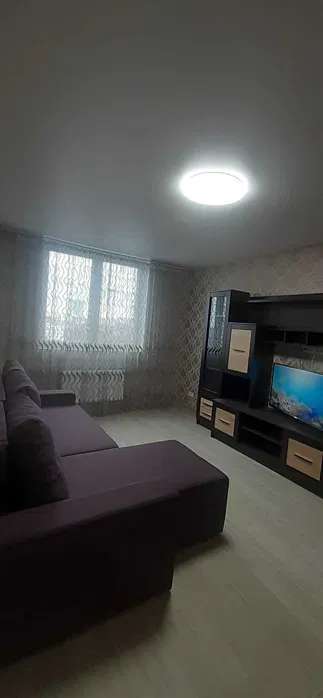 Оренда 2-кімнатної квартири 65 м², Михайла Максимовича вул.