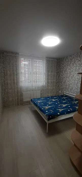 Аренда 2-комнатной квартиры 65 м², Михаила Максимовича ул.
