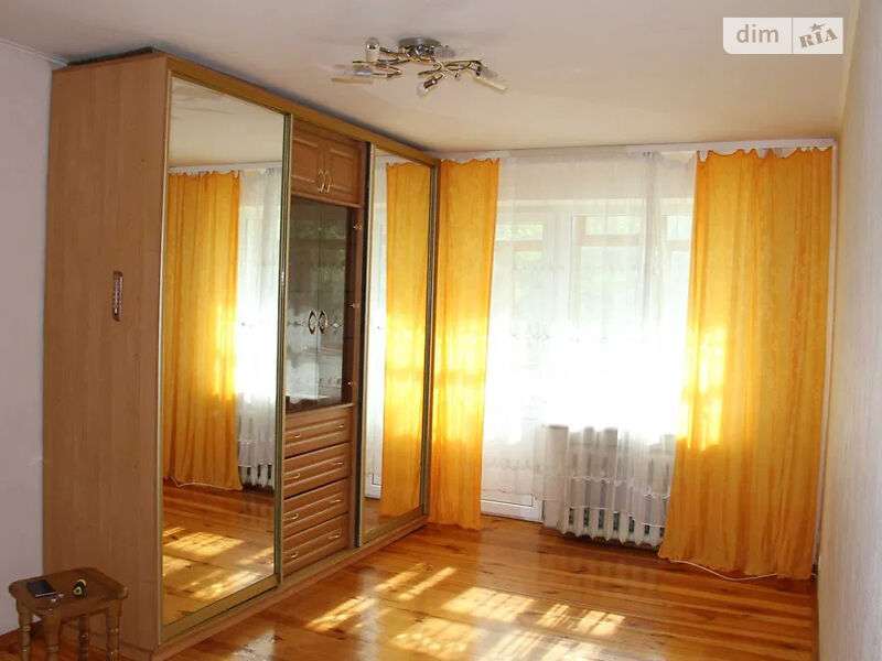 Оренда 2-кімнатної квартири 47 м², Мілютенка вул., 23