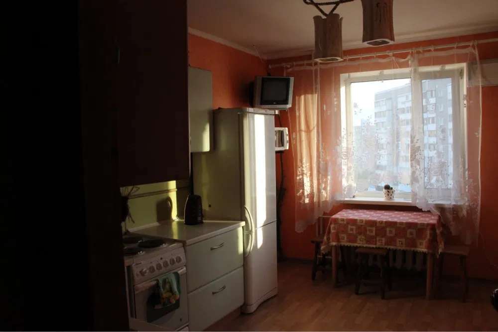 Аренда 1-комнатной квартиры 35 м², Драгоманова ул., 14А