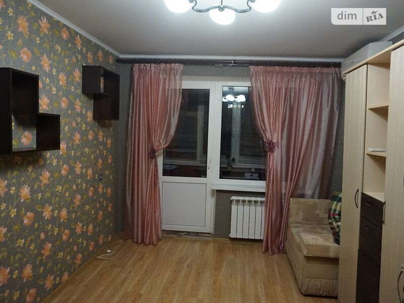 Оренда 2-кімнатної квартири 45 м², Композитора Лятошинського вул.