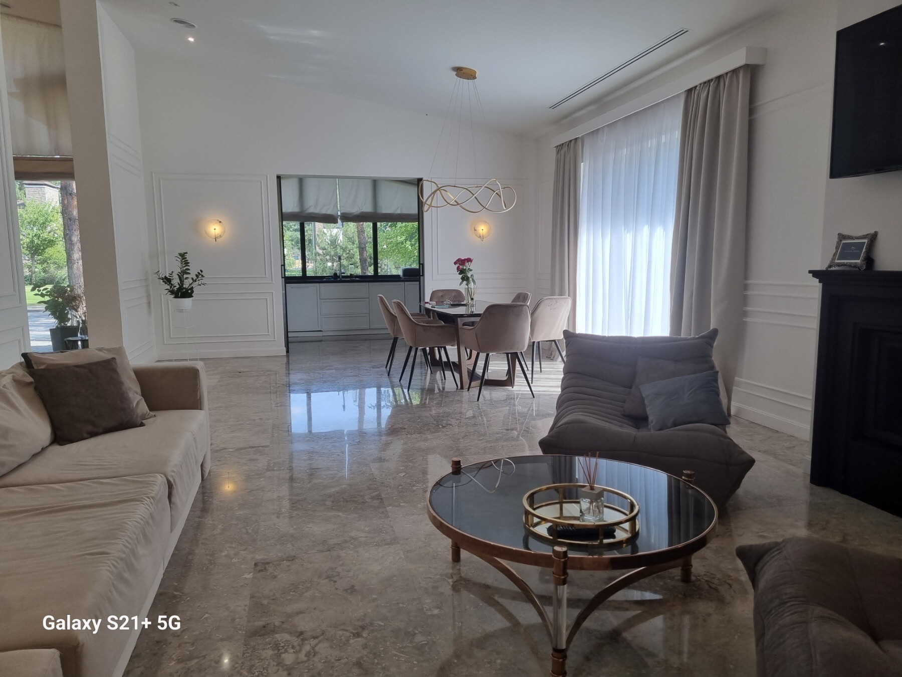 Продажа коттеджа 250 м²