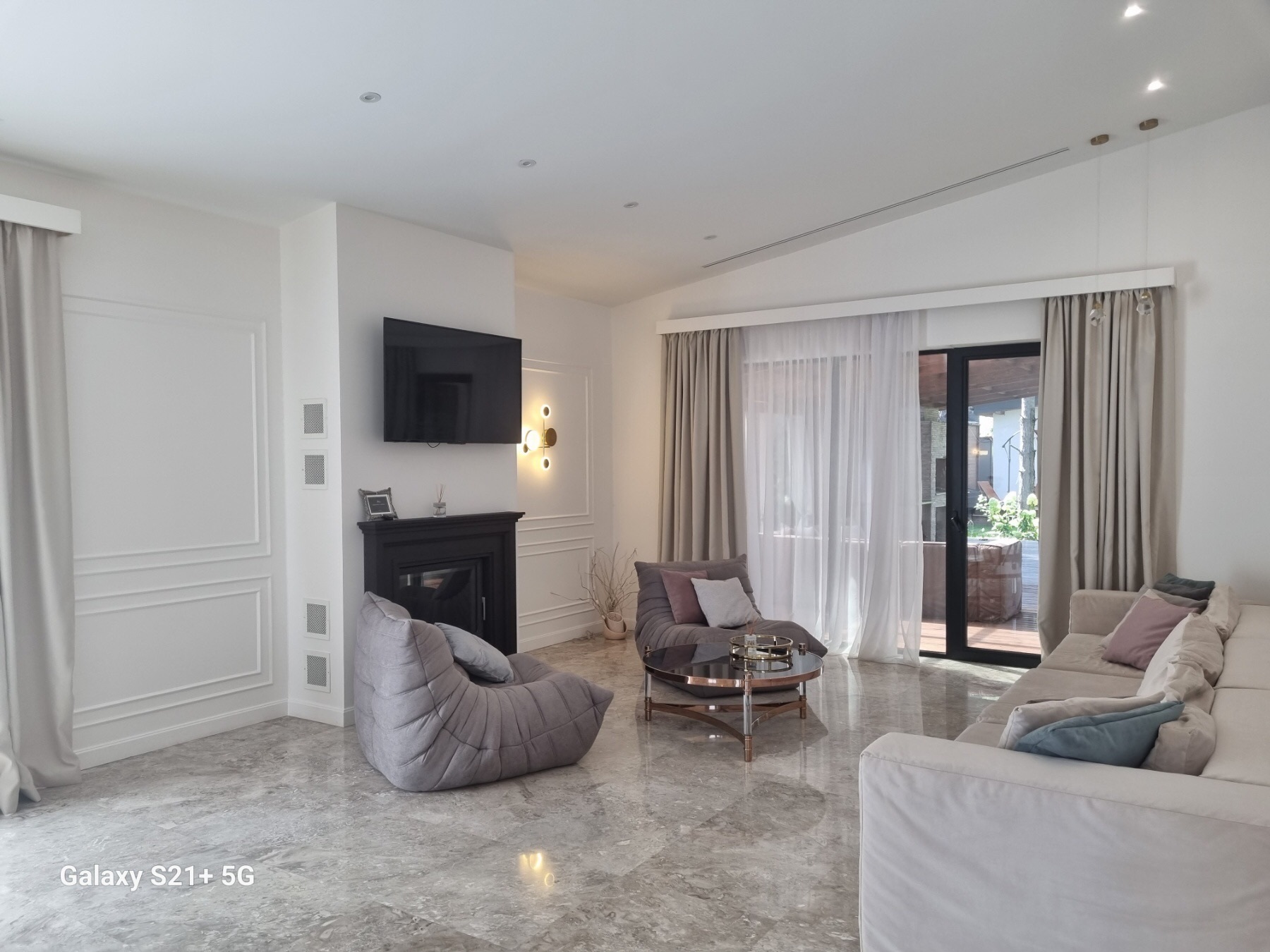 Продажа коттеджа 250 м²