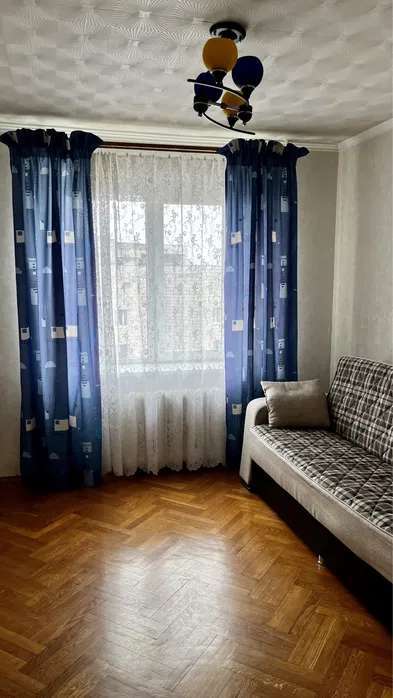 Продажа 3-комнатной квартиры 72 м², Центральная ул., 53