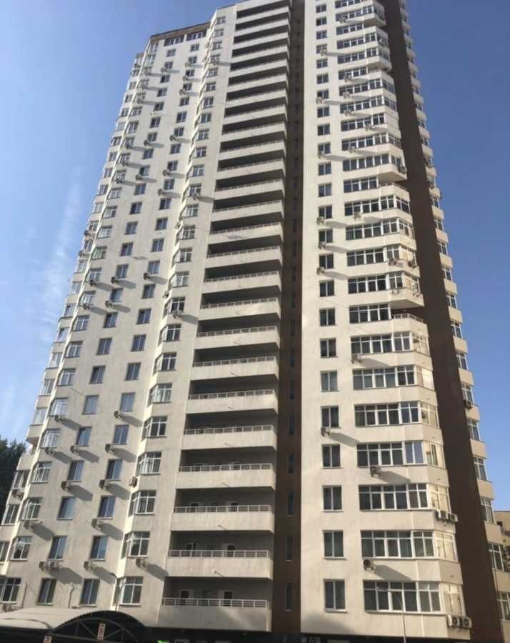 Продаж 1-кімнатної квартири 41 м², Освіти вул., 16