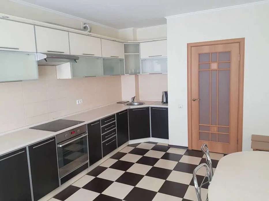 Продажа 2-комнатной квартиры 83 м², Нежинская ул., 5