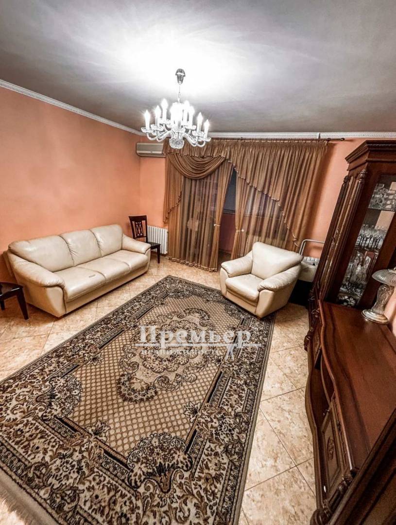 Продажа 3-комнатной квартиры 72 м², Маршала Бабаджаняна ул.