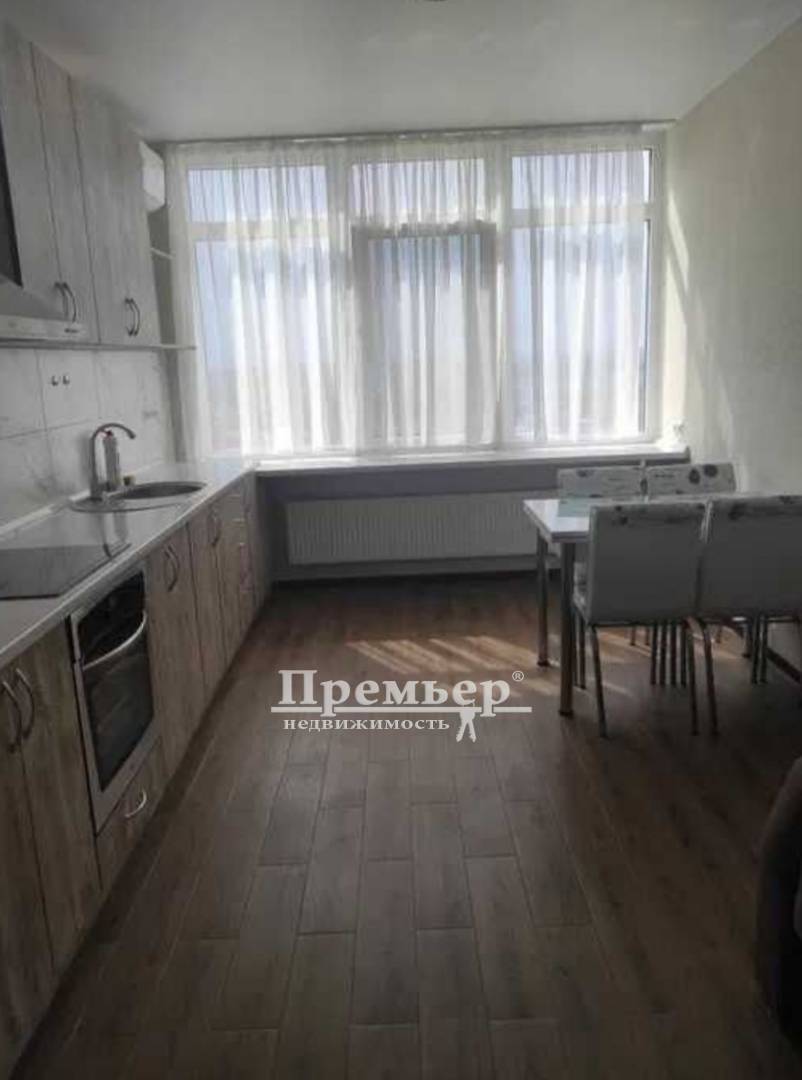 Продажа 1-комнатной квартиры 43 м², Жемчужная ул.