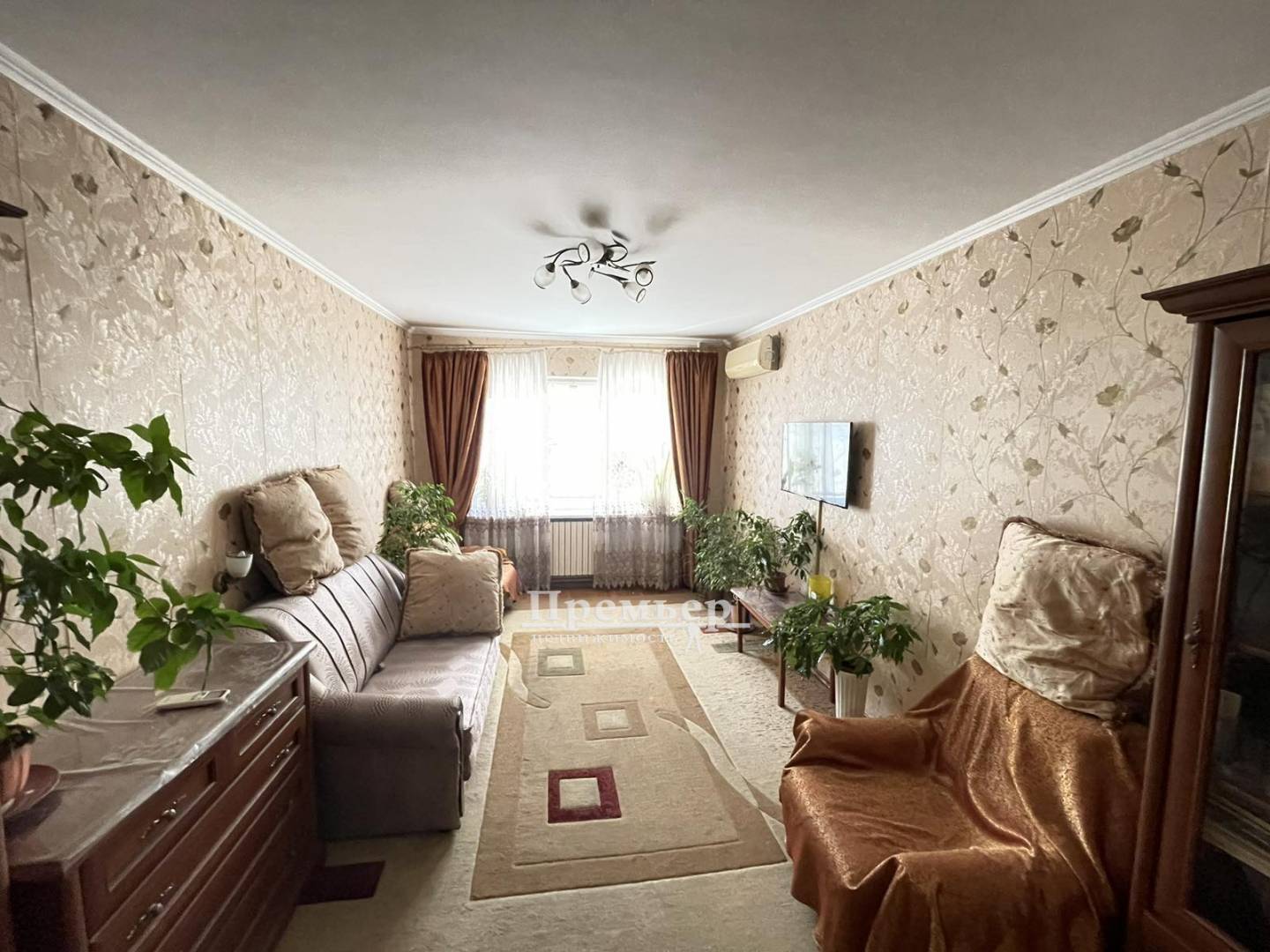 Продаж 3-кімнатної квартири 66 м², Люстдорфская дор.