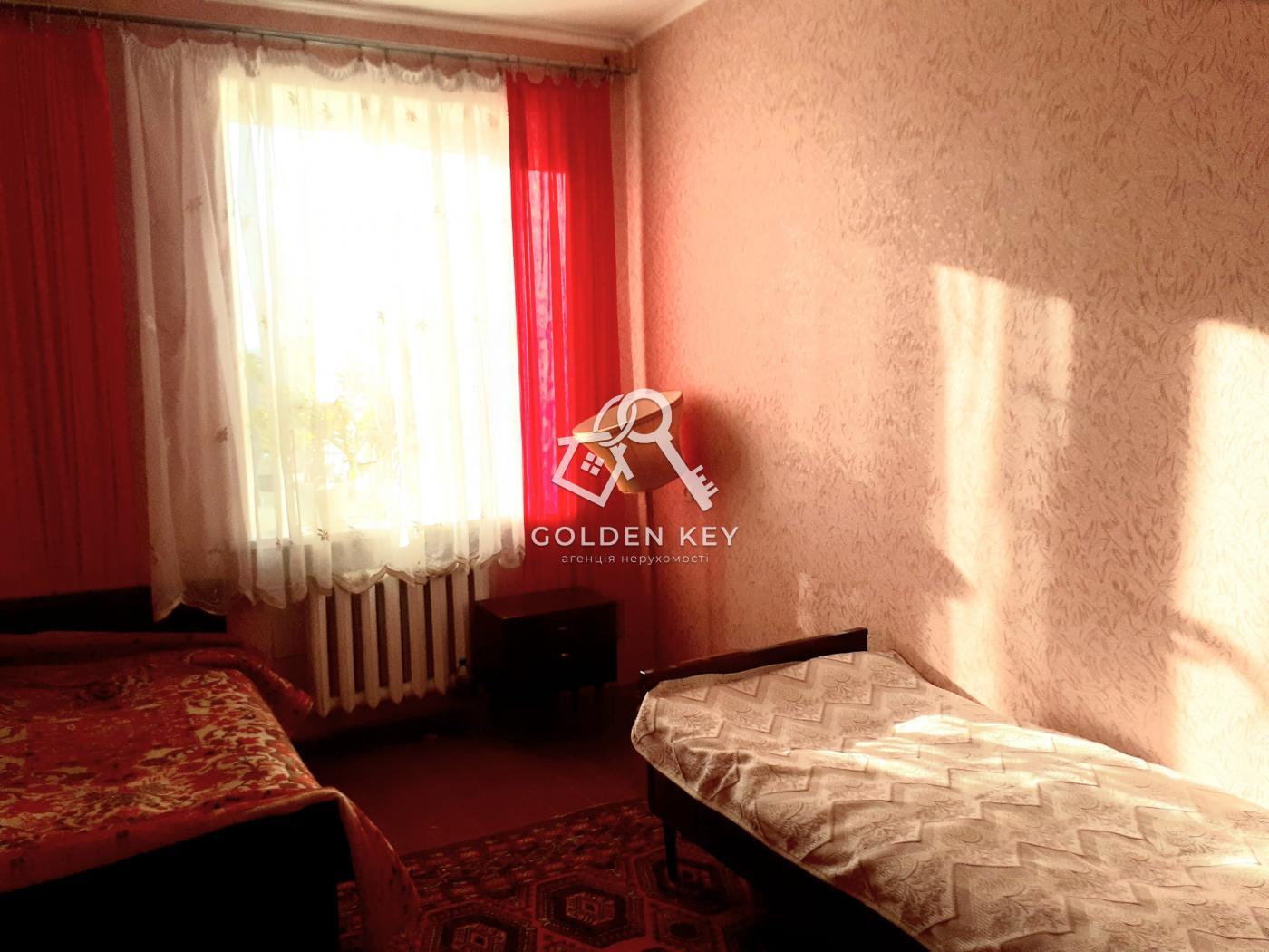 Продаж 2-кімнатної квартири 54.2 м², Генерала Кузнецова вул.