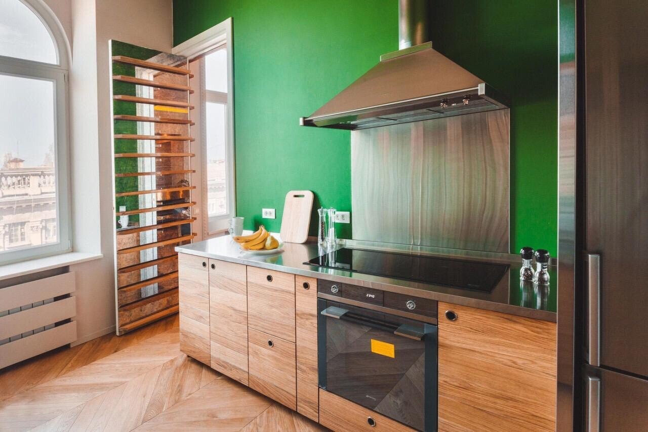 Аренда 4-комнатной квартиры 200 м², Екатерининская ул., 20