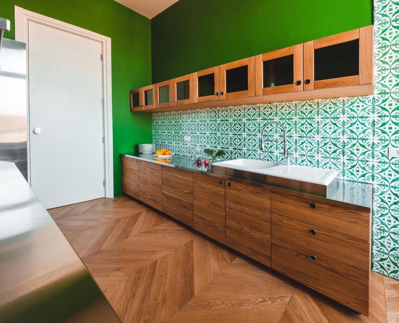 Аренда 4-комнатной квартиры 200 м², Екатерининская ул., 20