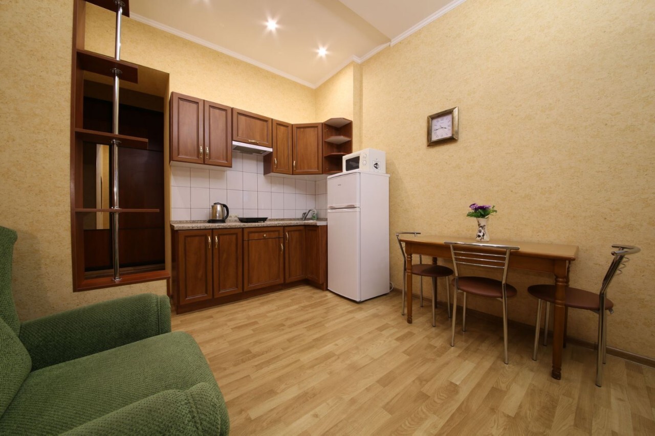 Аренда 1-комнатной квартиры 44 м², Глинки ул.