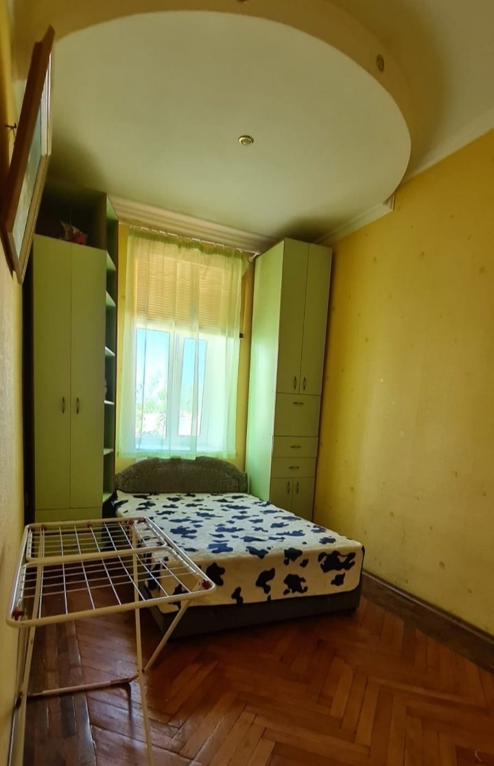 Продаж 2-кімнатної квартири 44 м², Кооперативна вул.