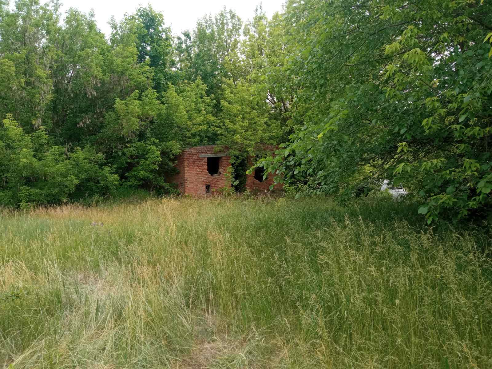 Продаж ділянки під індивідуальне житлове будівництво 20 соток