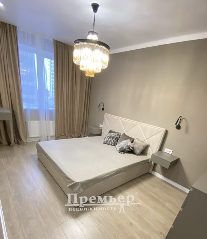 Продаж 2-кімнатної квартири 65 м², Генуэзская вул.