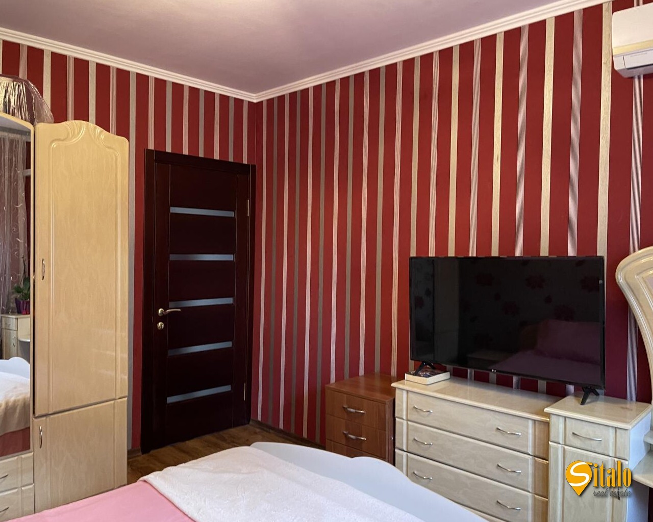 Продаж 3-кімнатної квартири 95 м², Урлівська вул., 15