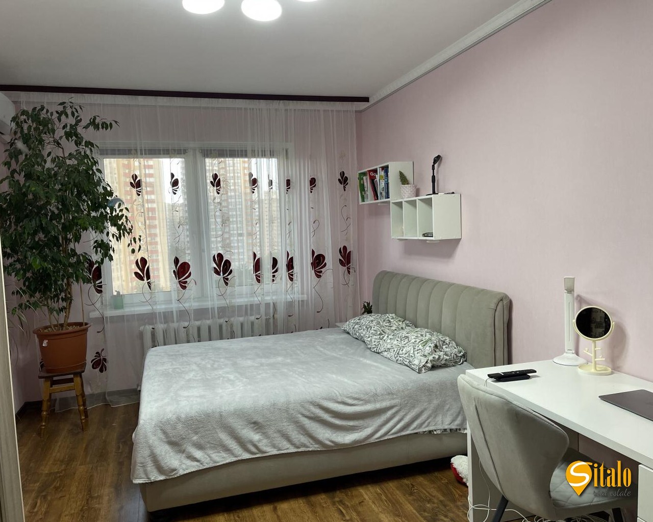 Продаж 3-кімнатної квартири 95 м², Урлівська вул., 15