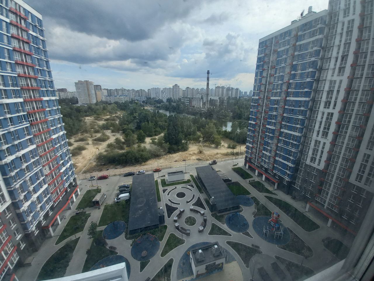 Продаж 2-кімнатної квартири 69 м², Канальна вул., 8Б