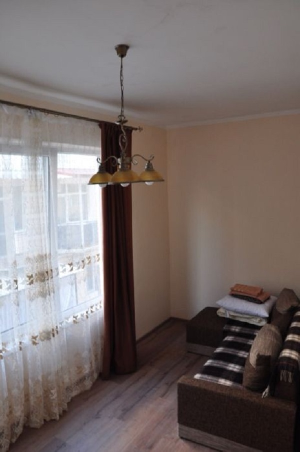 Продаж 3-кімнатної квартири 100 м², Дача Ковалевского вул., 101 а