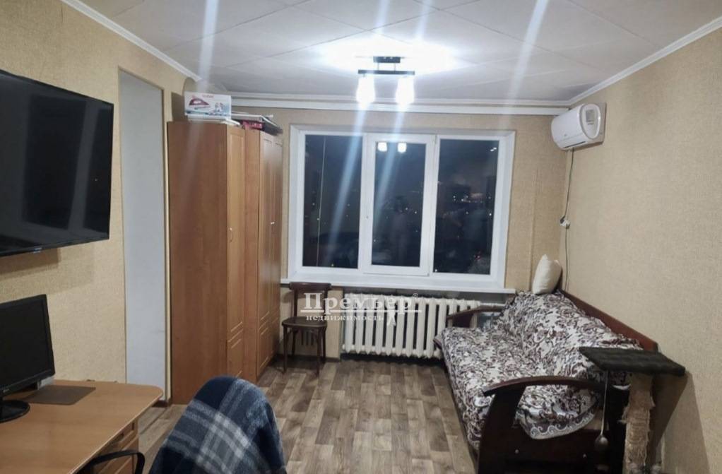 Продаж 1-кімнатної квартири 35 м², Малиновского Маршала вул.