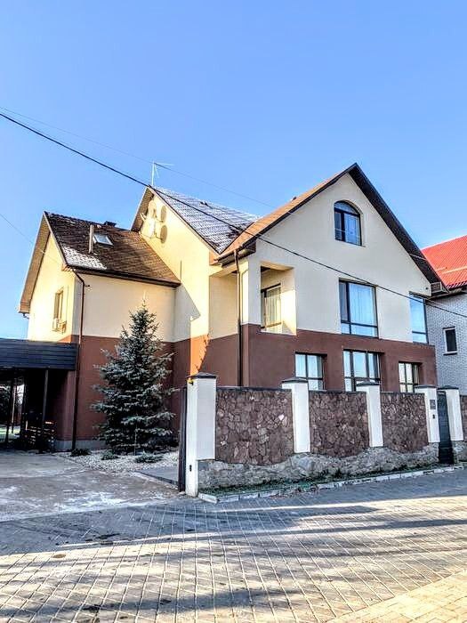 Дом посуточно 450 м², Озерная ул.