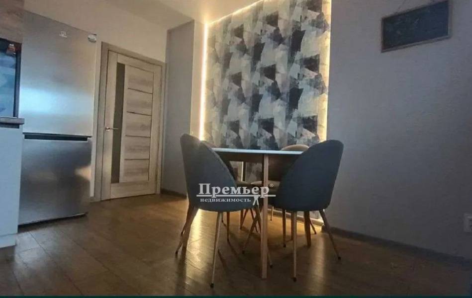 Продаж 1-кімнатної квартири 44 м², Овидиопольская дор.