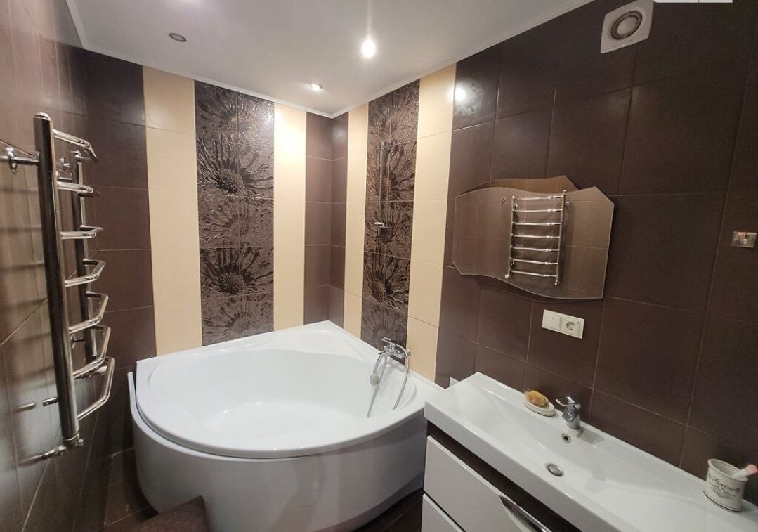 Продажа 2-комнатной квартиры 72 м², Степана Бандеры ул., 7/1