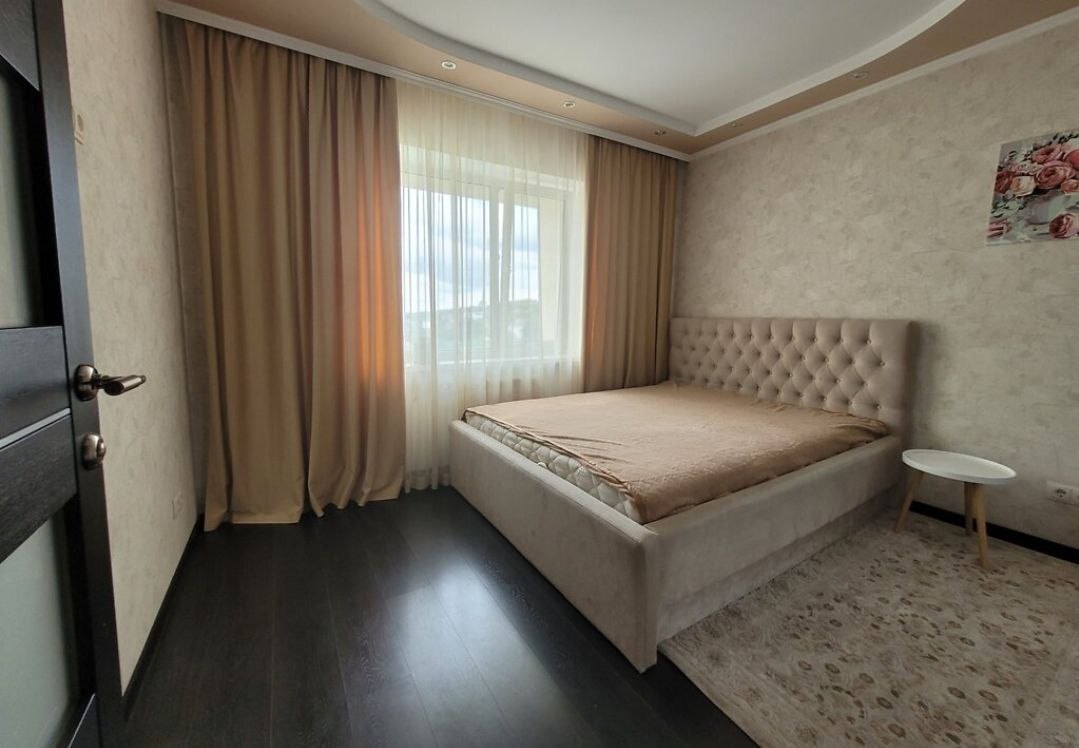 Продажа 2-комнатной квартиры 72 м², Степана Бандеры ул., 7/1