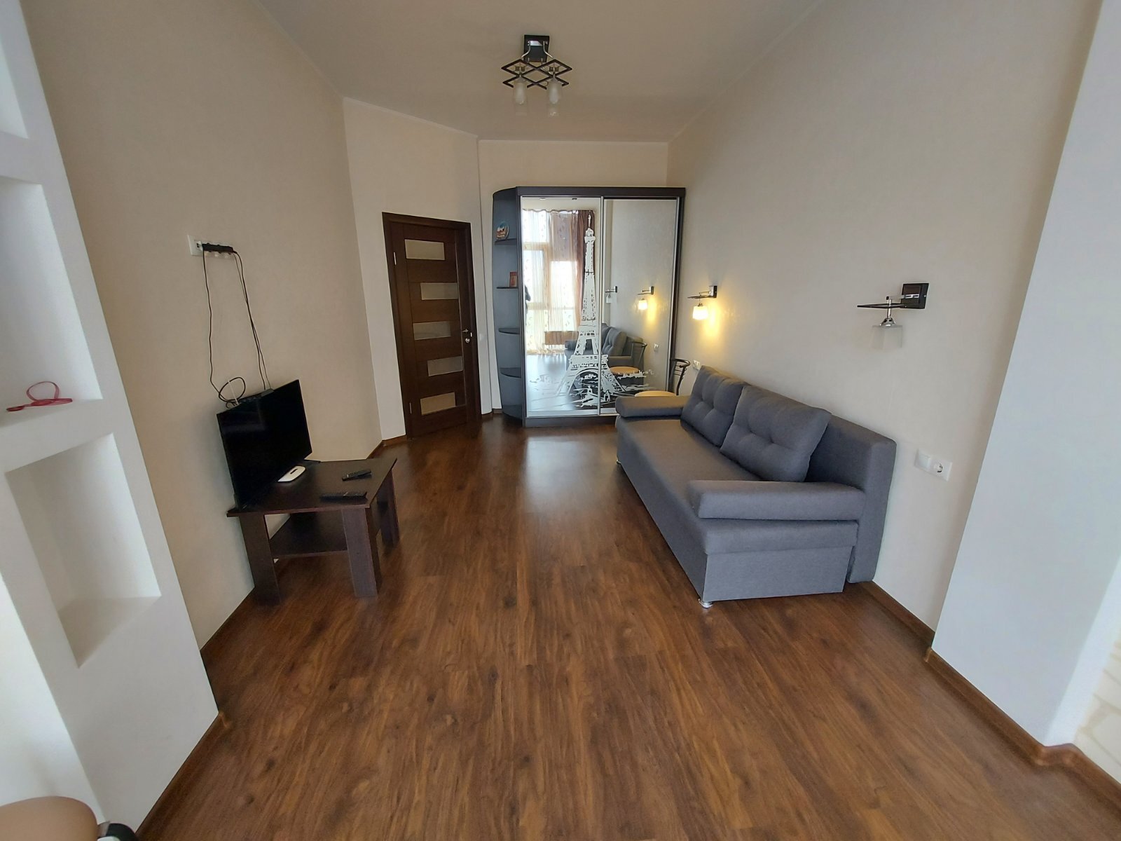 Оренда 1-кімнатної квартири 45 м², Перлинна вул., 1