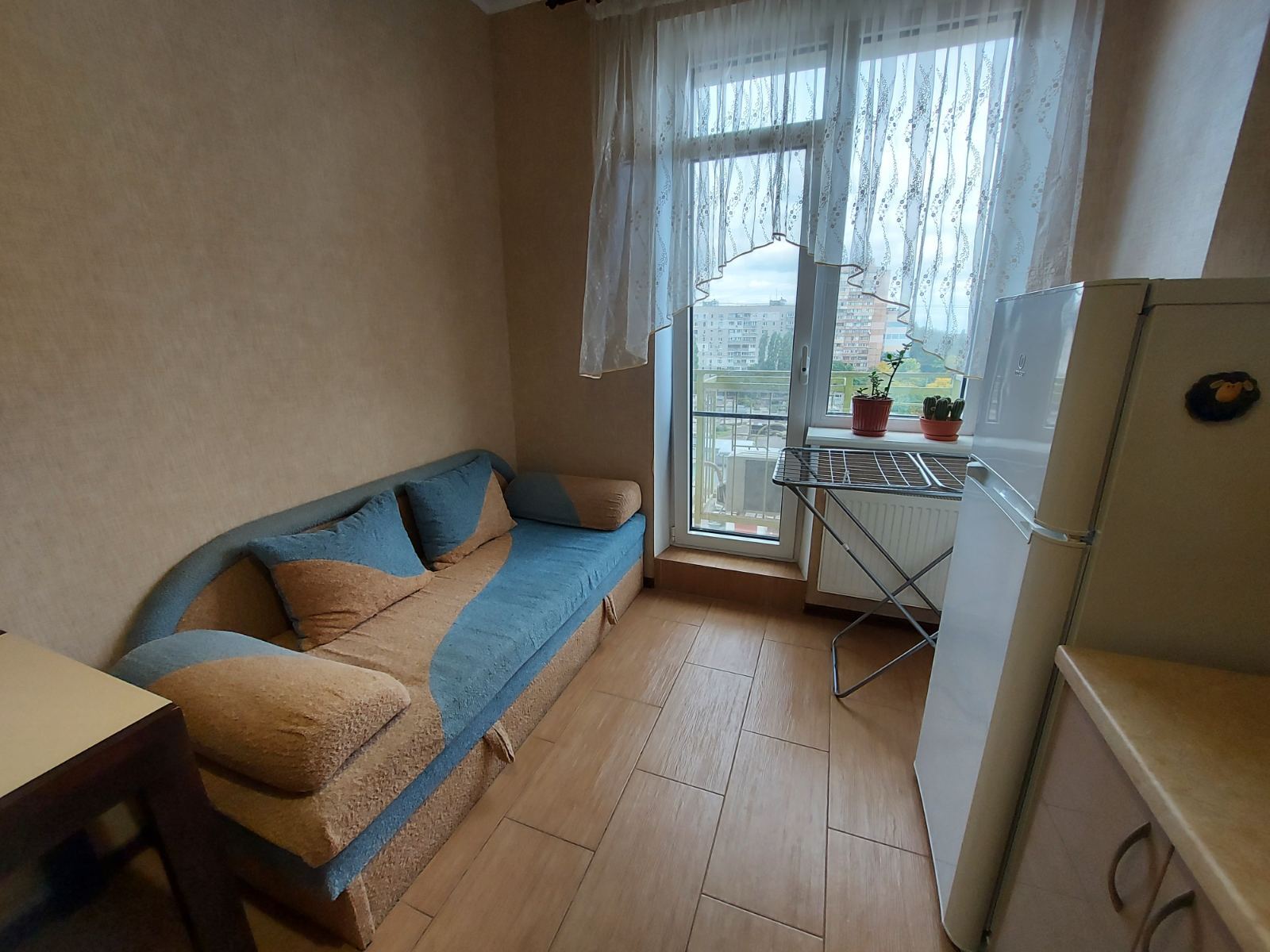 Оренда 1-кімнатної квартири 45 м², Перлинна вул., 1