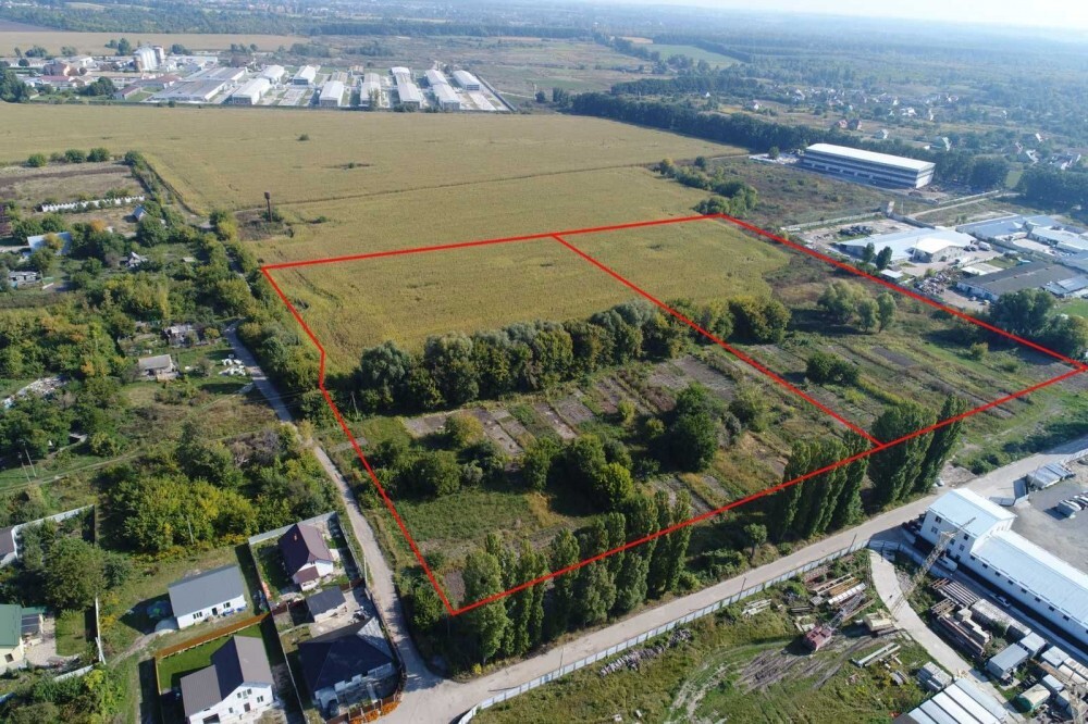 Продаж ділянки під інвестиційний проєкт 560 соток, Комарова вул.