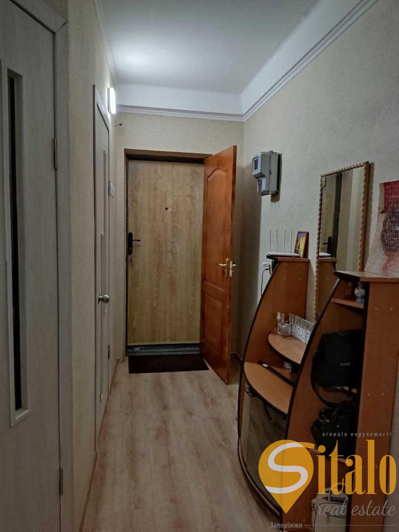 Продаж 3-кімнатної квартири 55 м², Перемоги вул.