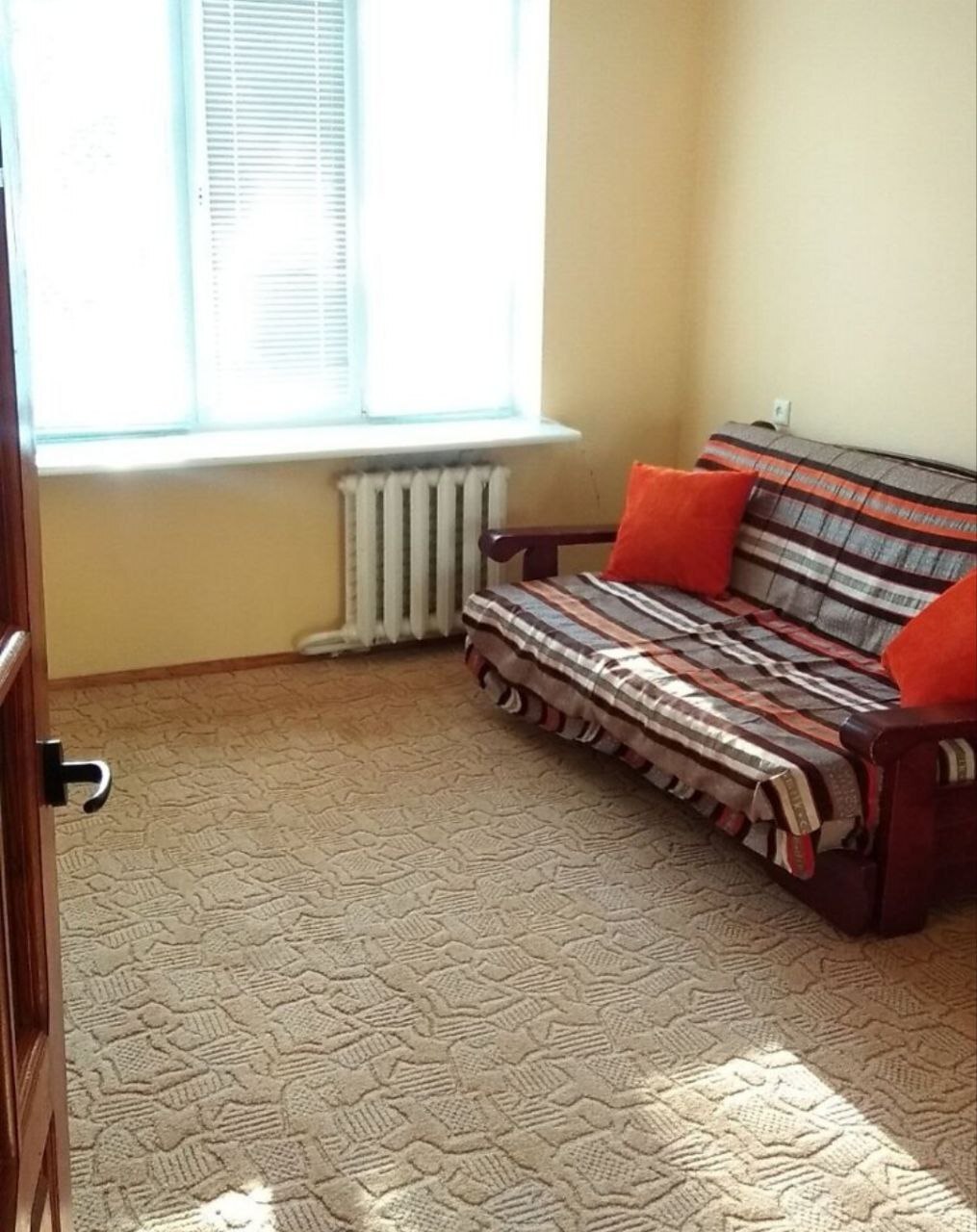 Аренда 1-комнатной квартиры 35 м², Институтская ул.