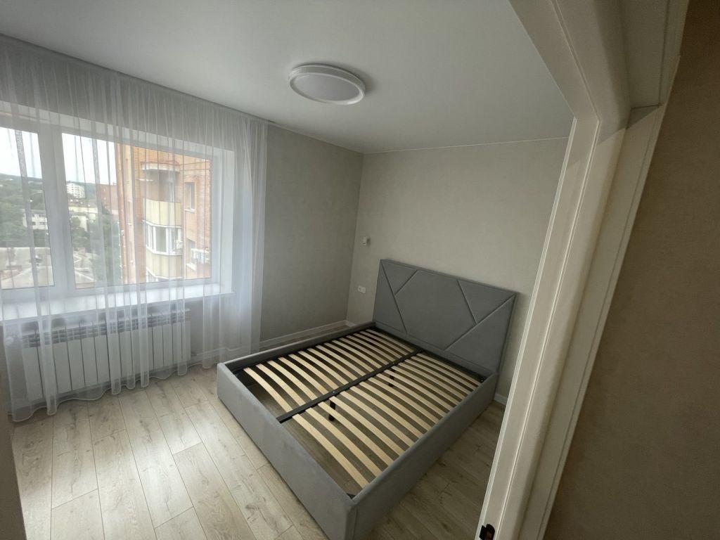 Продаж 2-кімнатної квартири 62 м², Соборності вул.