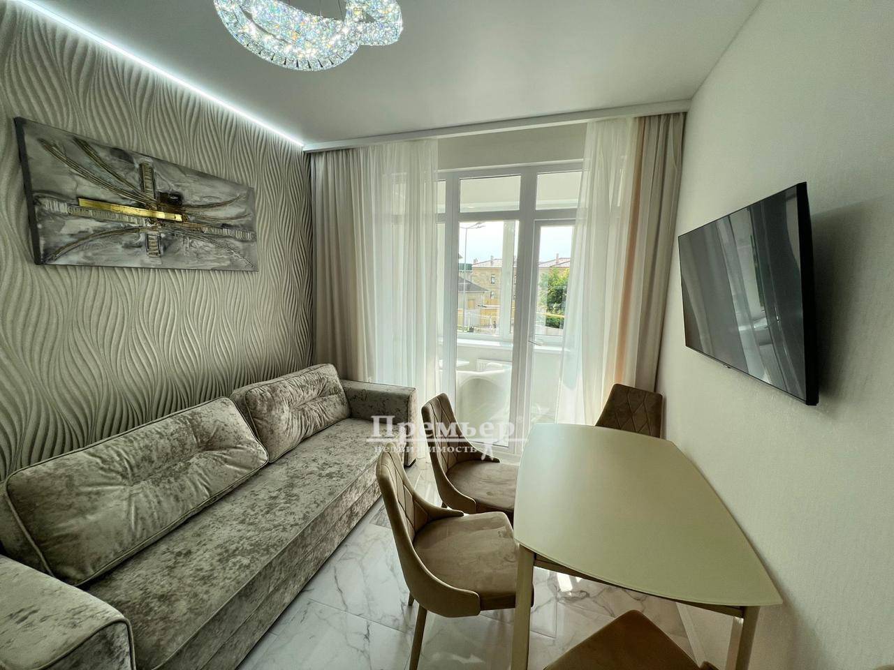 Продаж 1-кімнатної квартири 39 м², Каманіна вул.