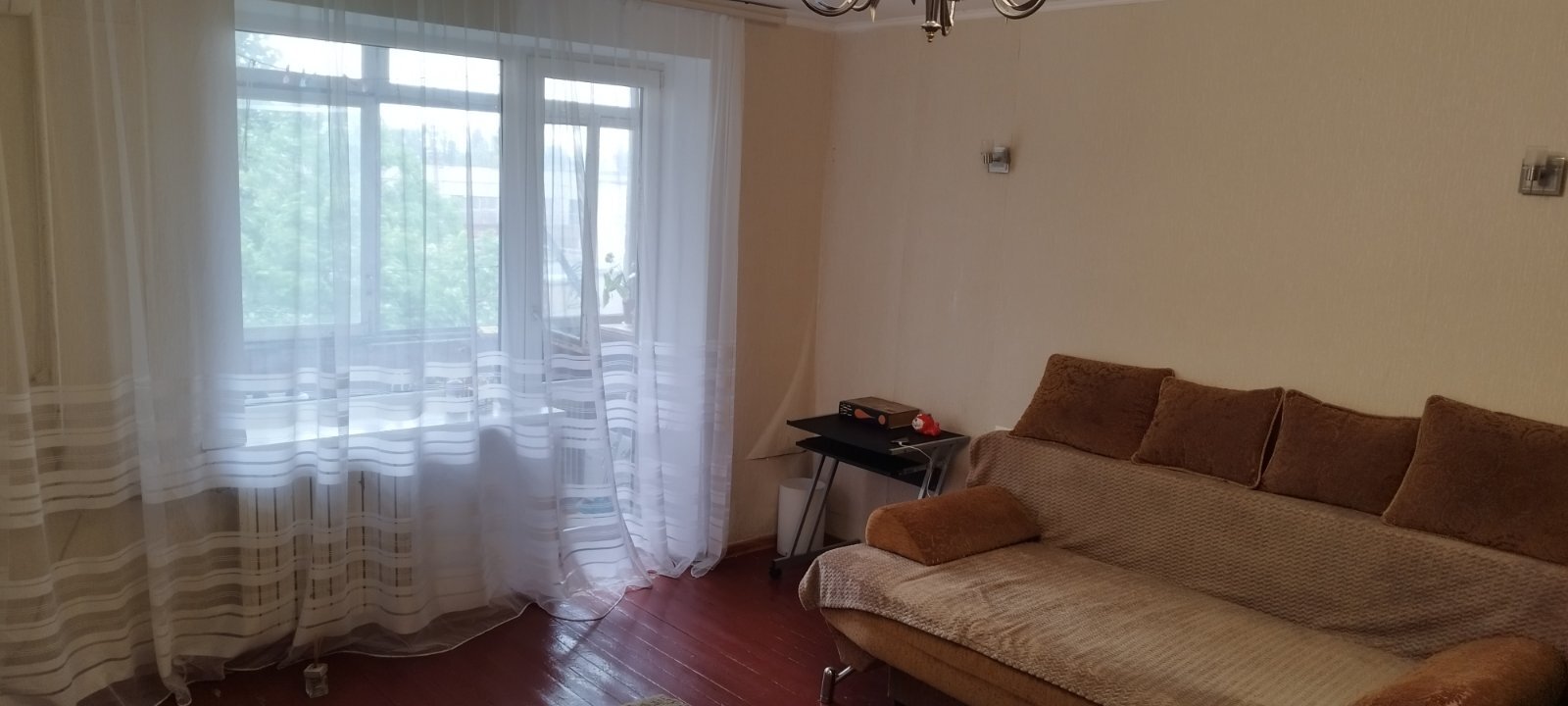 Продаж 1-кімнатної квартири 37 м², Басейна вул.