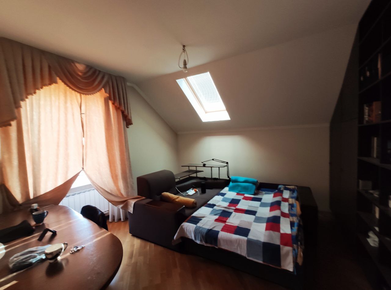 Продаж будинку 190 м²