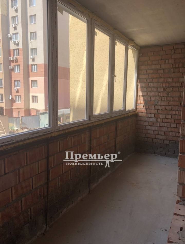 Продаж 2-кімнатної квартири 67 м², Академіка Сахарова вул.