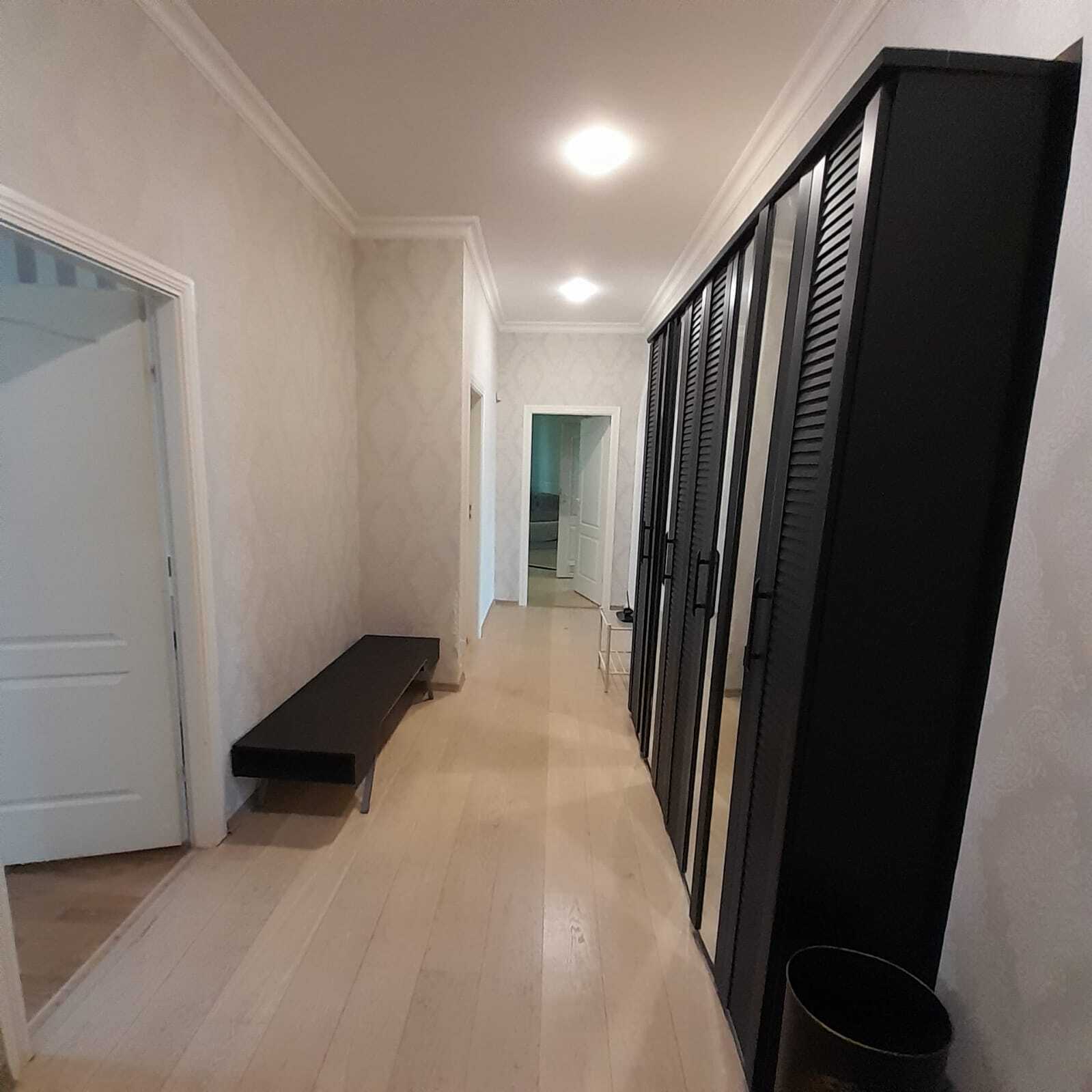 Продажа 4-комнатной квартиры 113 м², Гоголевская ул., 15