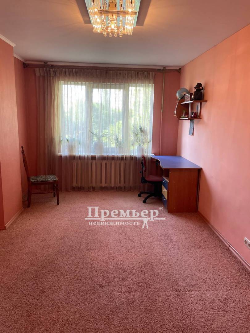 Продаж 3-кімнатної квартири 75 м², Крымская вул.