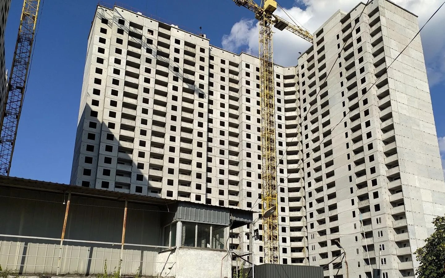 Продаж 2-кімнатної квартири 77 м², Електротехнічна вул.